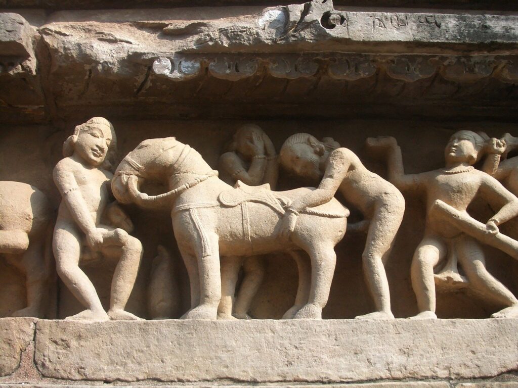 khajuraho wall sculpture