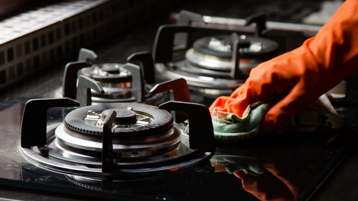 How to clean 4 burner gas stove