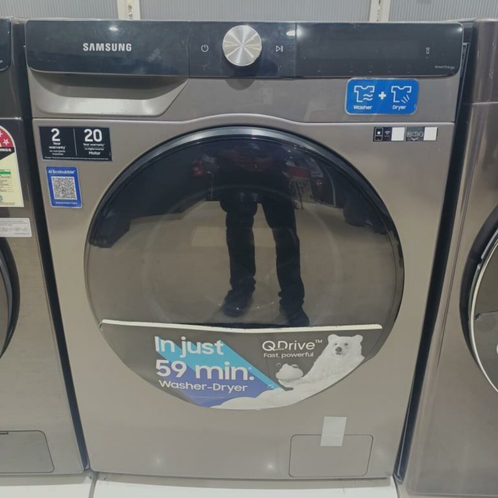 Samsung 7 kg, 5 Star, AI Control, Wi-Fi, Digital Inverter image captured while testing in a store  Best 7 kg Washing Machine in India