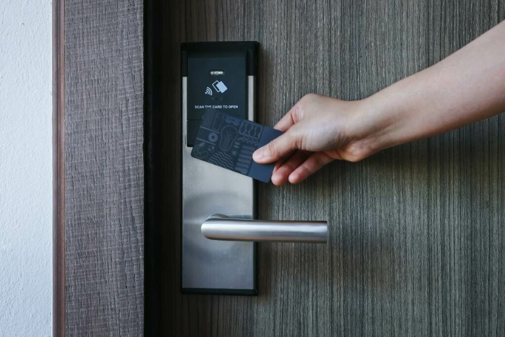 Accessing electronic door lock with card