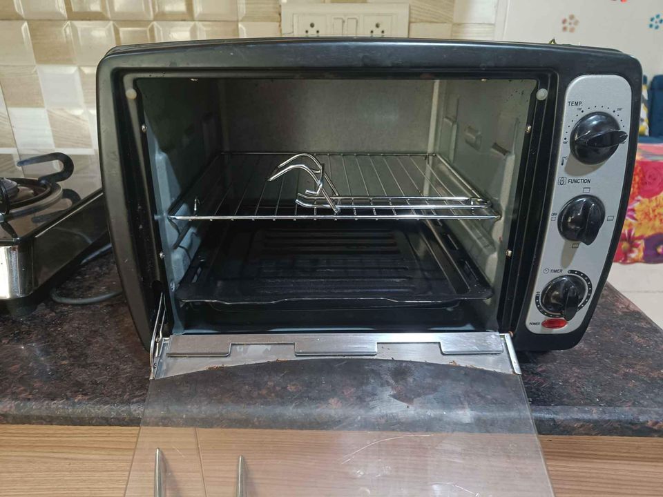 Morphy Richards OTG Oven in Small Kitchen