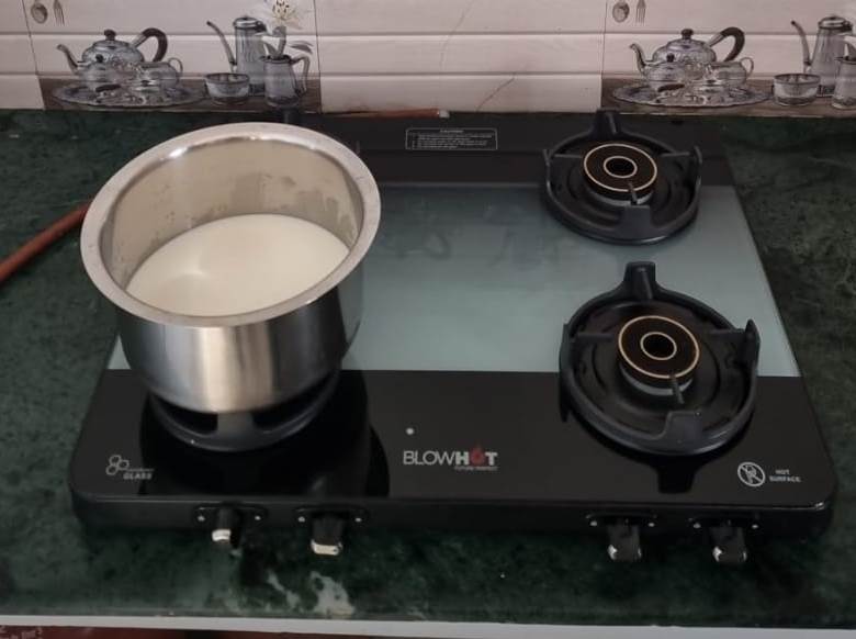 Boiling milk in BLOWHOT  Burner Slimmest Gas Stove