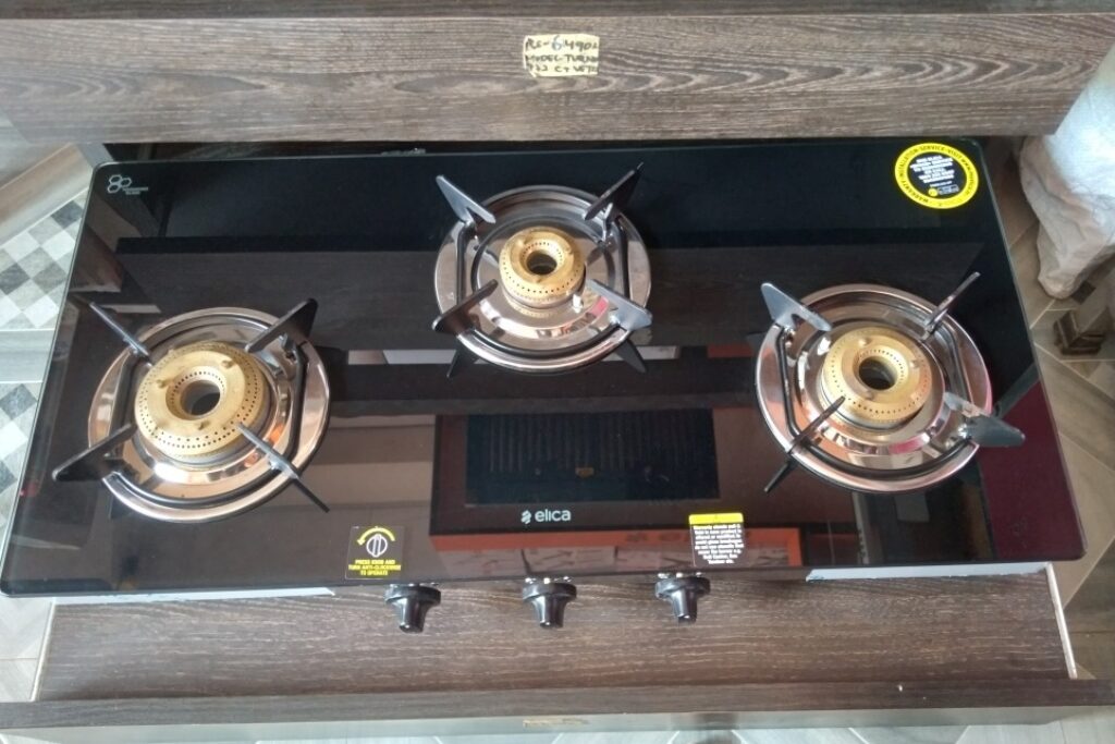 Elica Vetro Glass Top 3 Burner Gas Stove unboxed and installed in kitchen