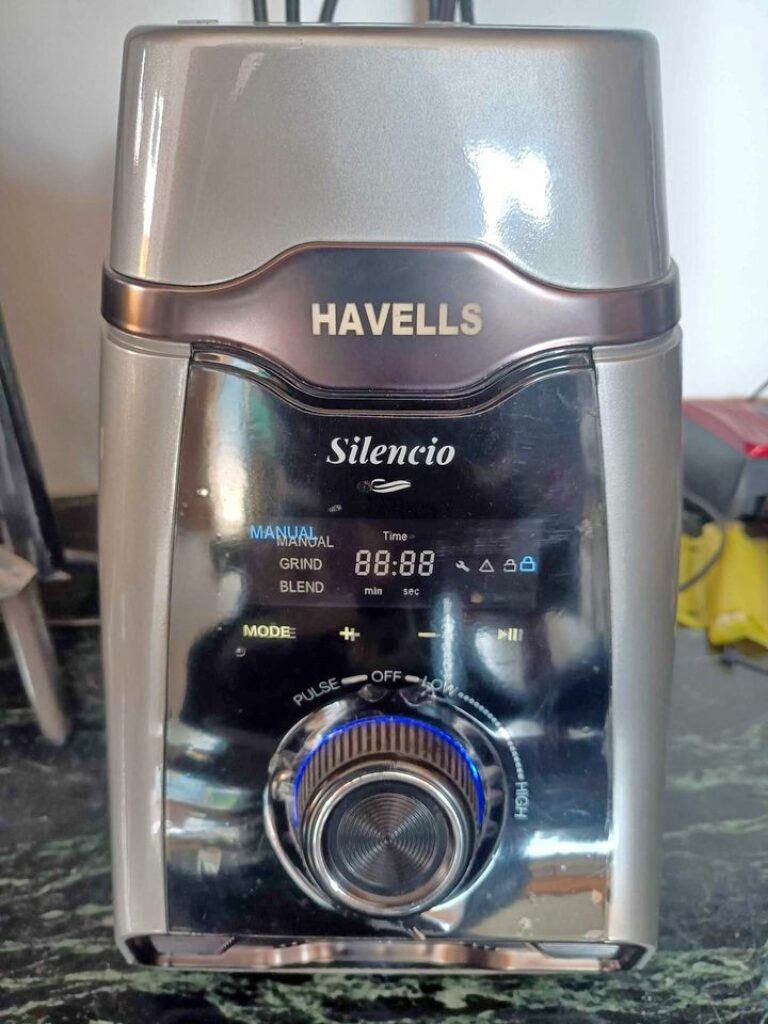 Havells Silencio main unit showing small LED display, pulse mode, rotating knobs
