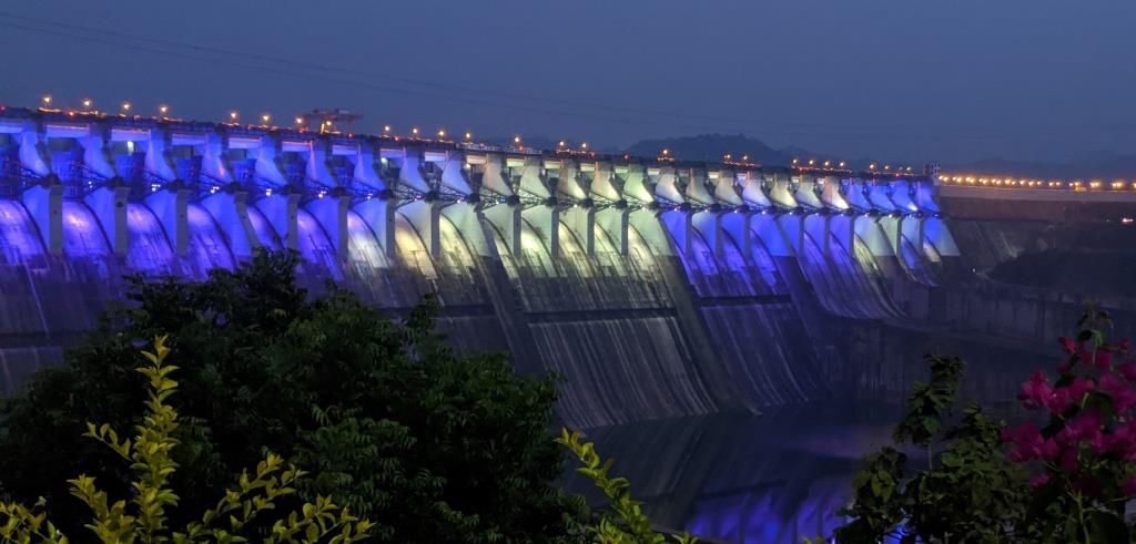 Sardar Sarovar Dam 
